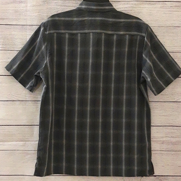 Croft & Barrow Easy Care Shirt Short Sleeve Men's Medium Uptown Gray NWT - Picture 4 of 9